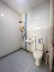 Blk 216 Jurong East Street 21 (Jurong East), HDB Executive #622688201